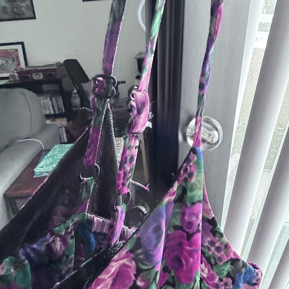 Forever 21 Floral Romper - Picture 6 of 7